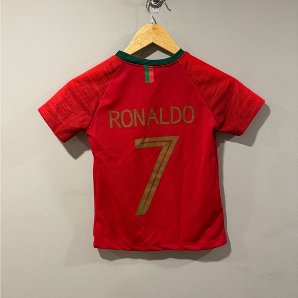 Portugal Cristiano Ronaldo Football Soccer Jersey - Picture 2 of 7